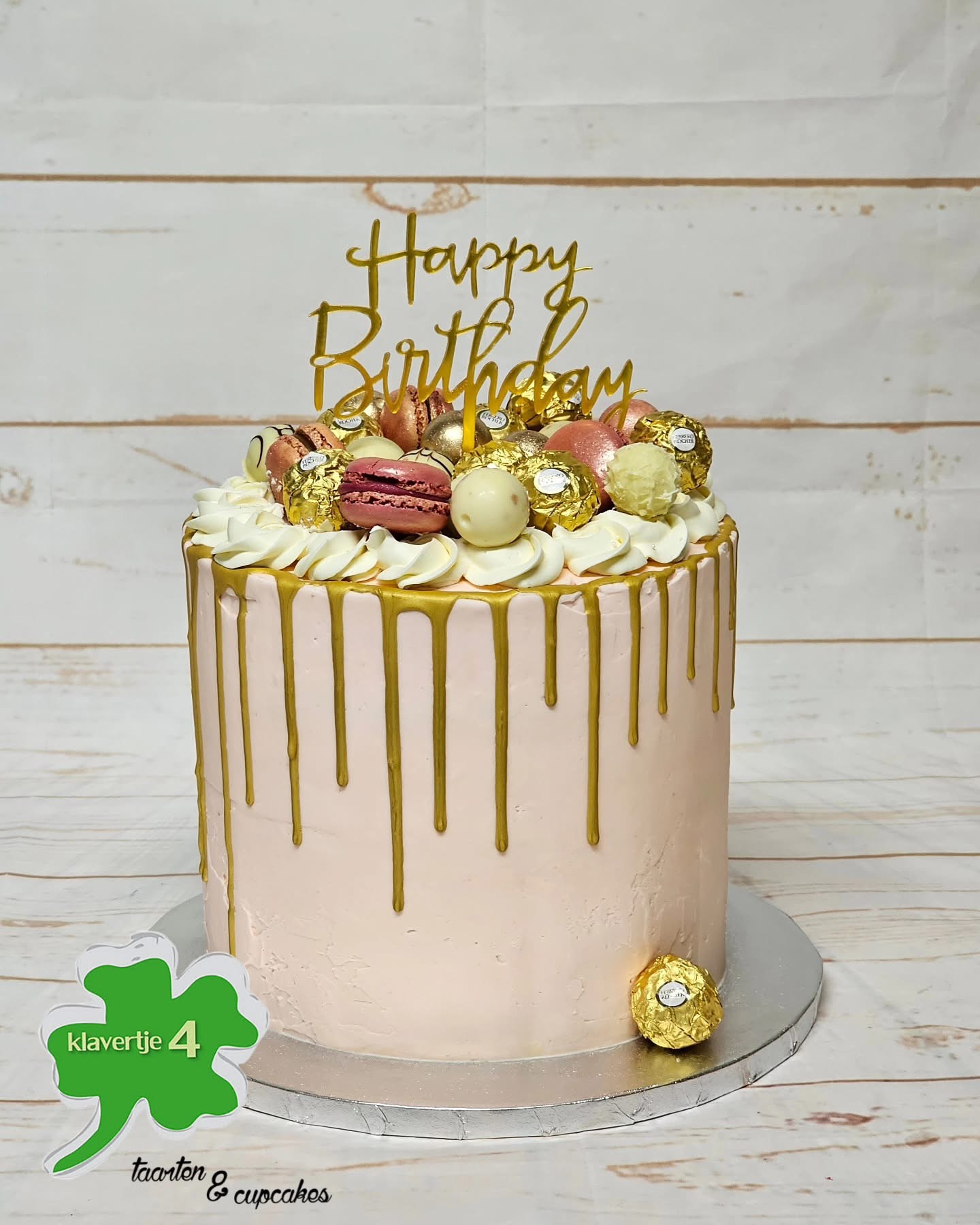 Dripcake met rosé en goud detail